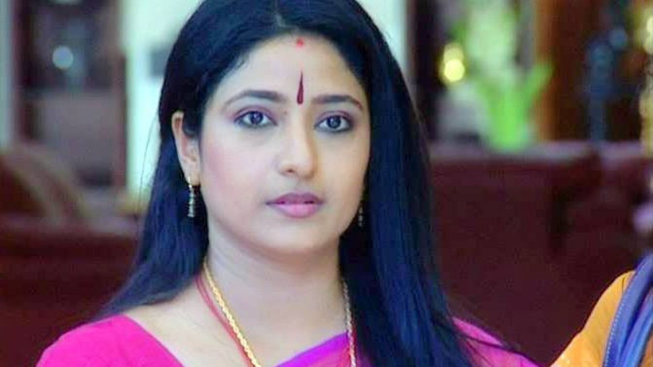 malayalam tv serial actress praveena malayalam